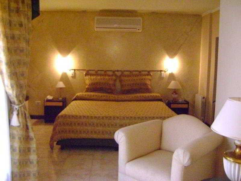 Hotel Marilian Salta Buitenkant foto